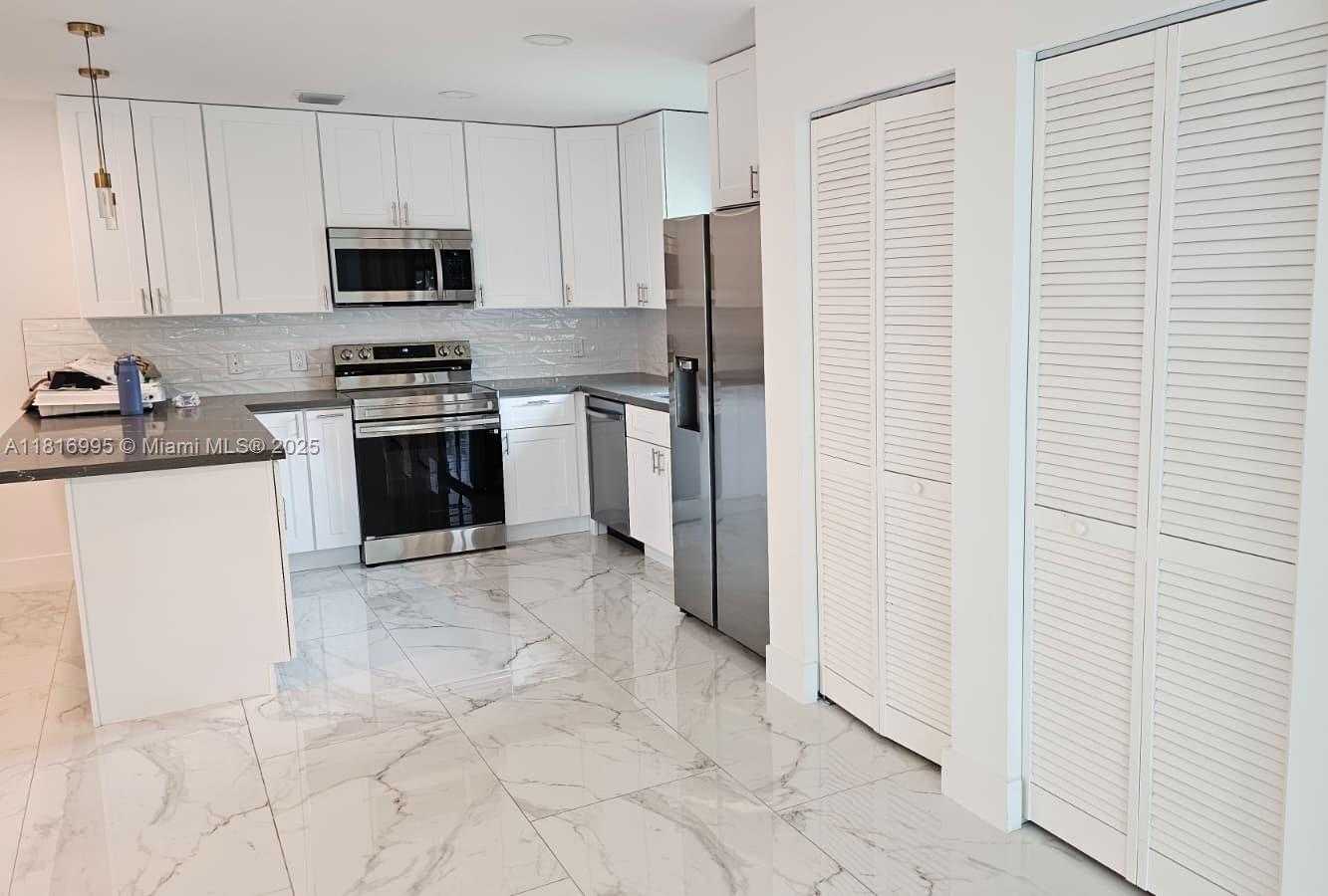 Small Image of 2430 NORTH WEST 22ND RD, Fort Lauderdale Number 10