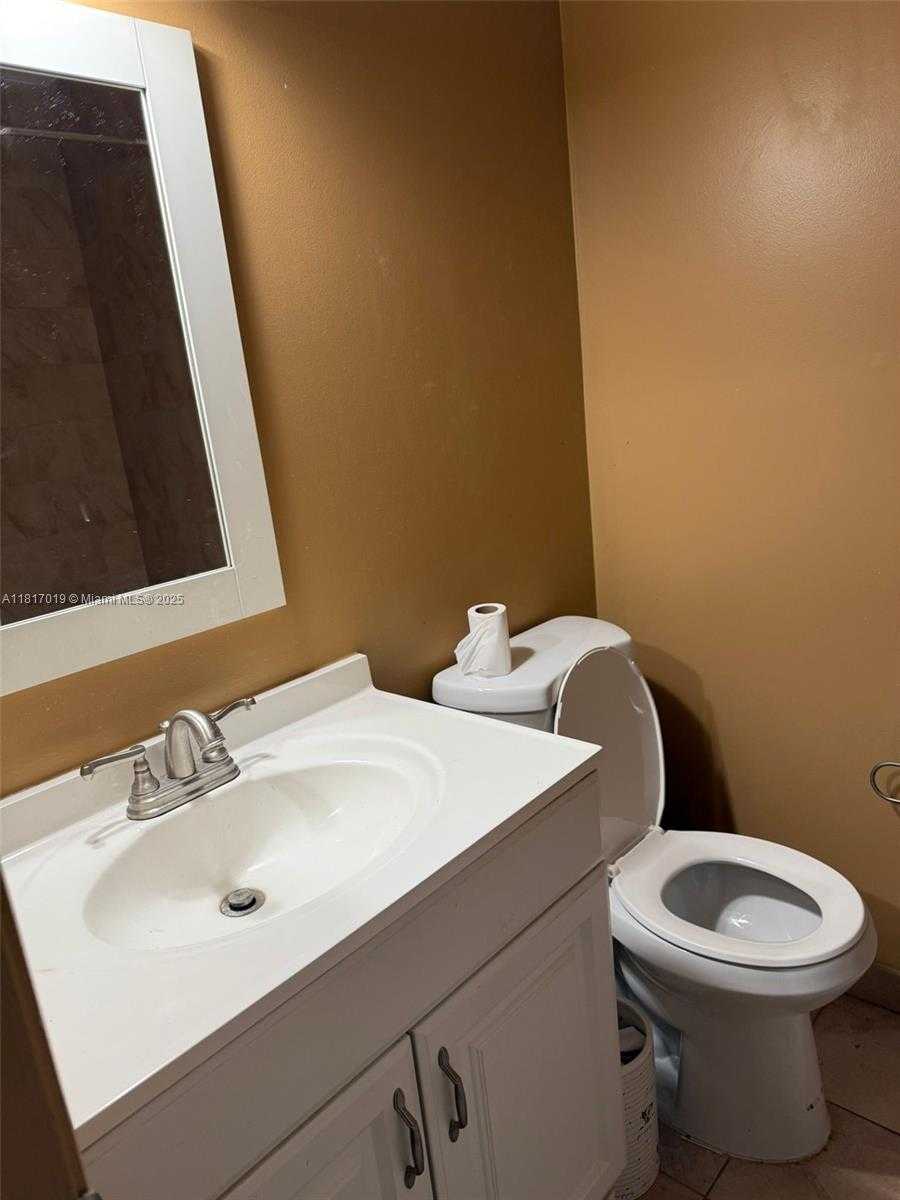 Small Image of 9825 NORTH WEST 2ND CT, Plantation Number 13