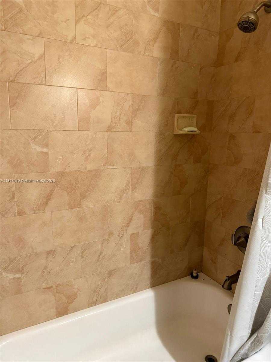 Small Image of 9825 NORTH WEST 2ND CT, Plantation Number 14