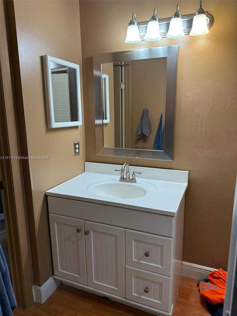 Small Image of 9825 NORTH WEST 2ND CT, Plantation Number 16
