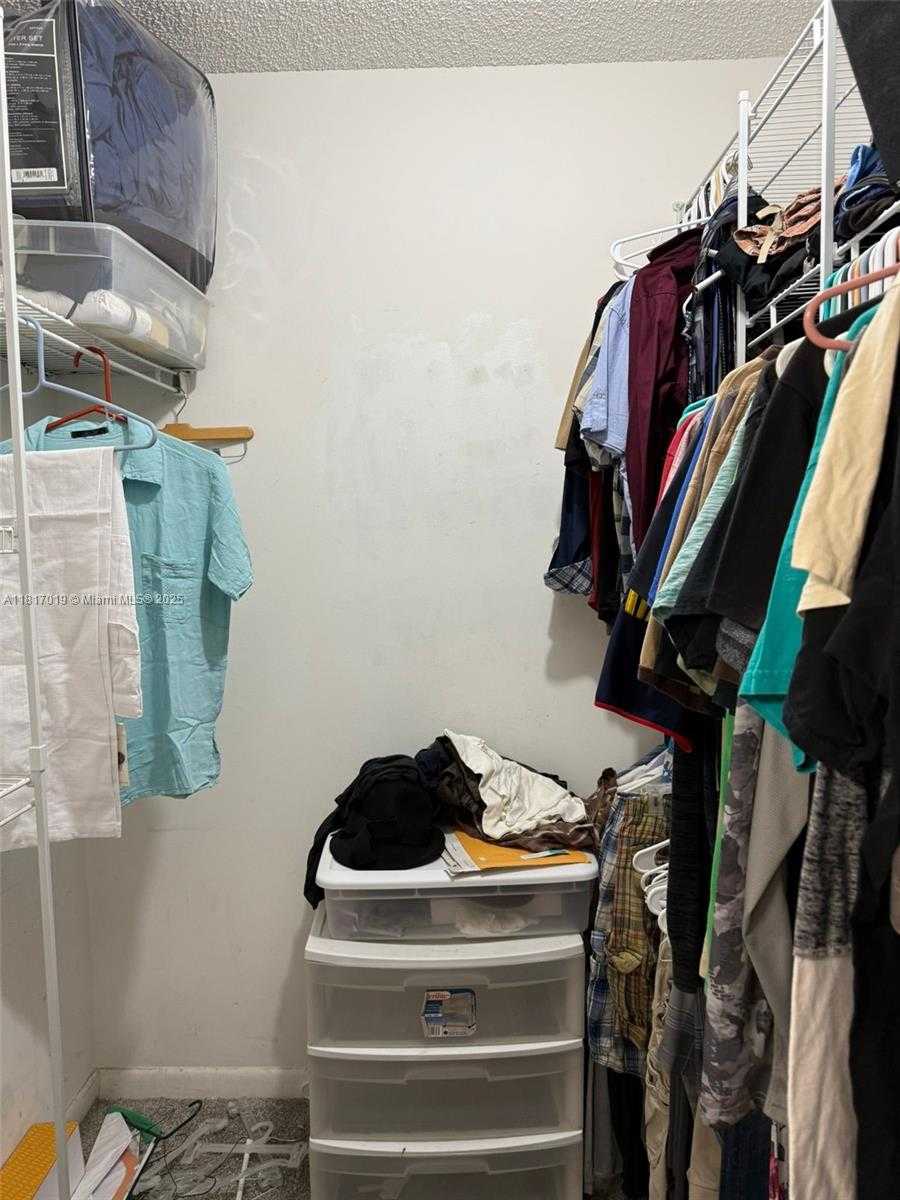 Small Image of 9825 NORTH WEST 2ND CT, Plantation Number 18