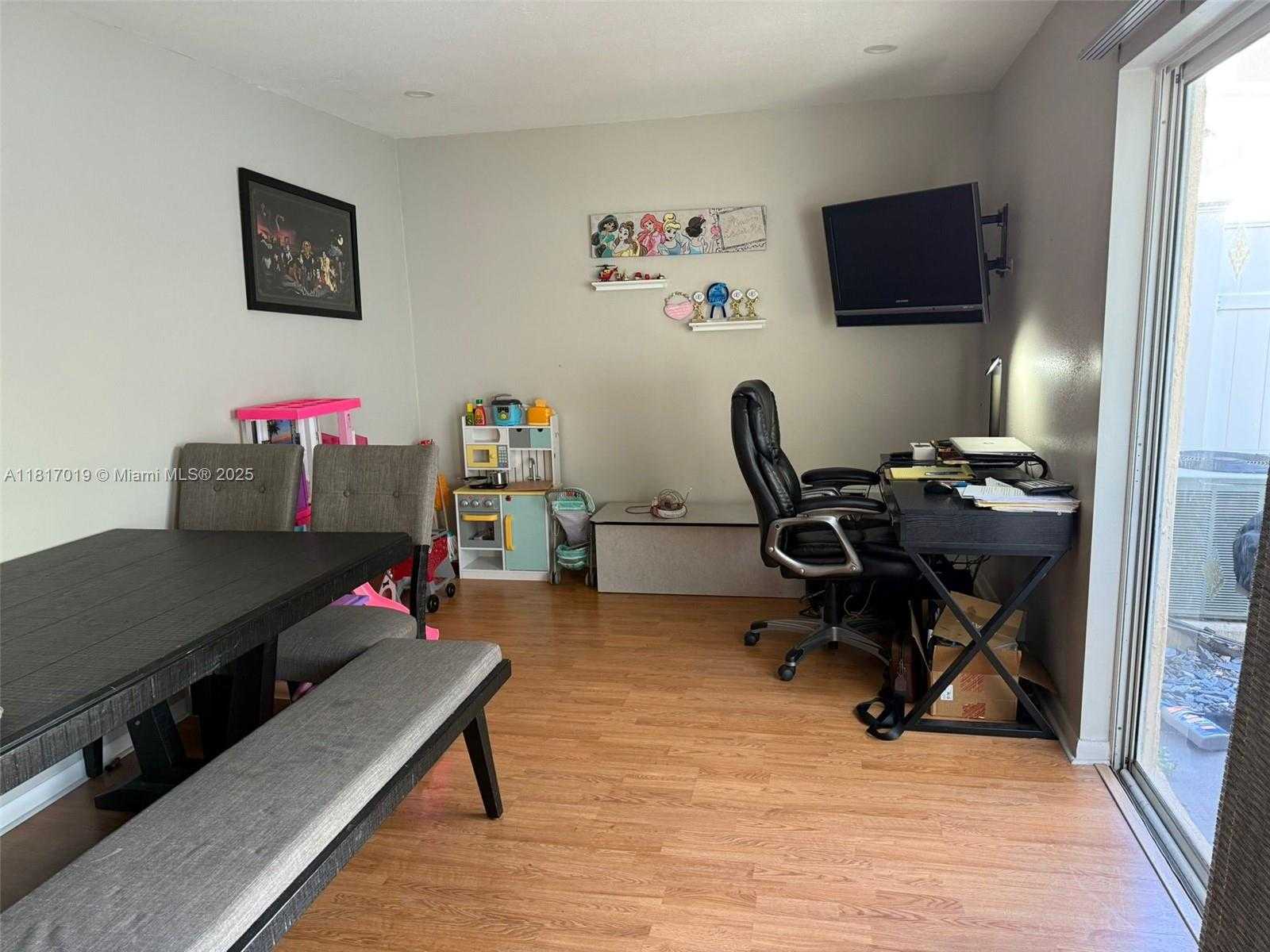Small Image of 9825 NORTH WEST 2ND CT, Plantation Number 8