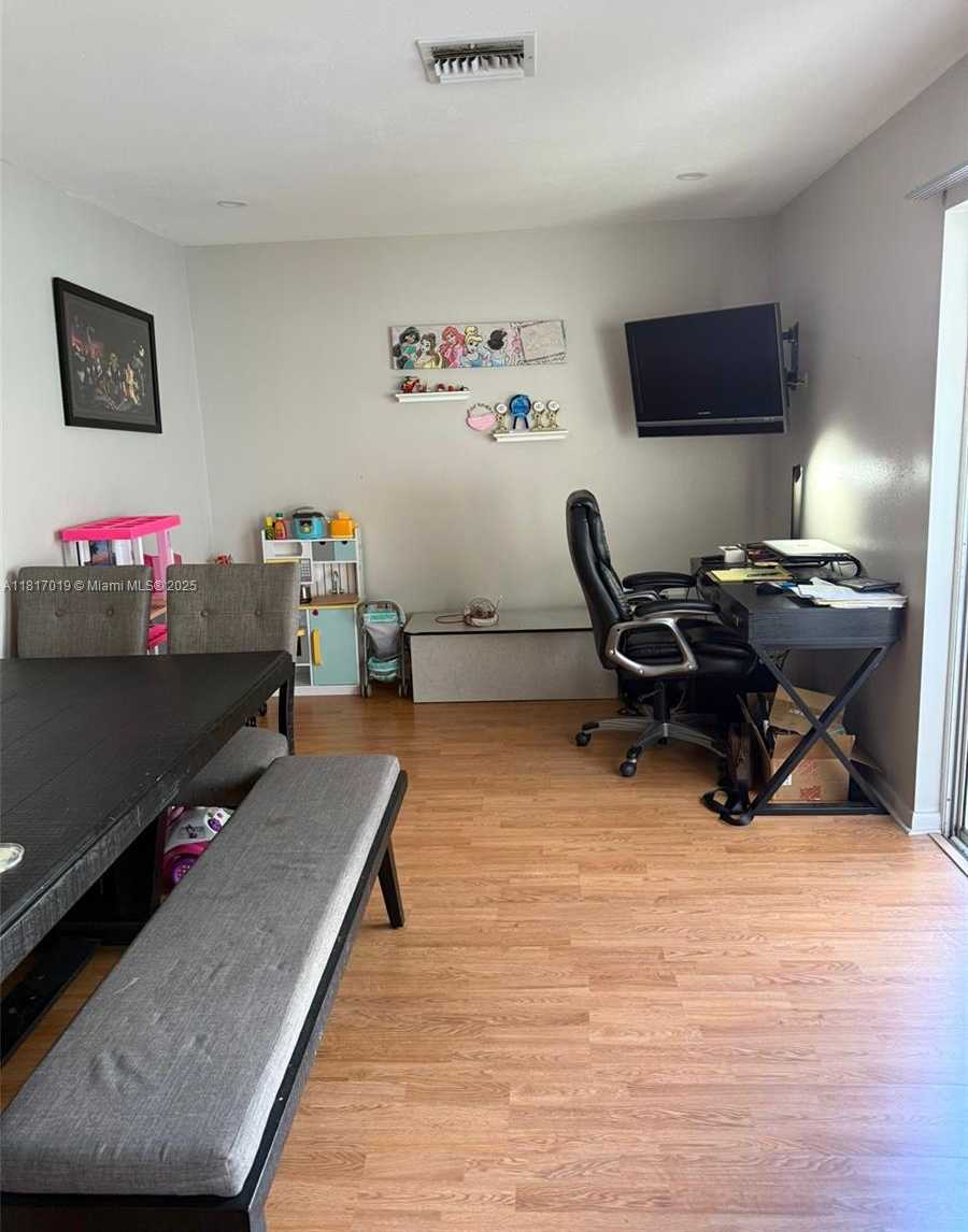 Small Image of 9825 NORTH WEST 2ND CT, Plantation Number 9