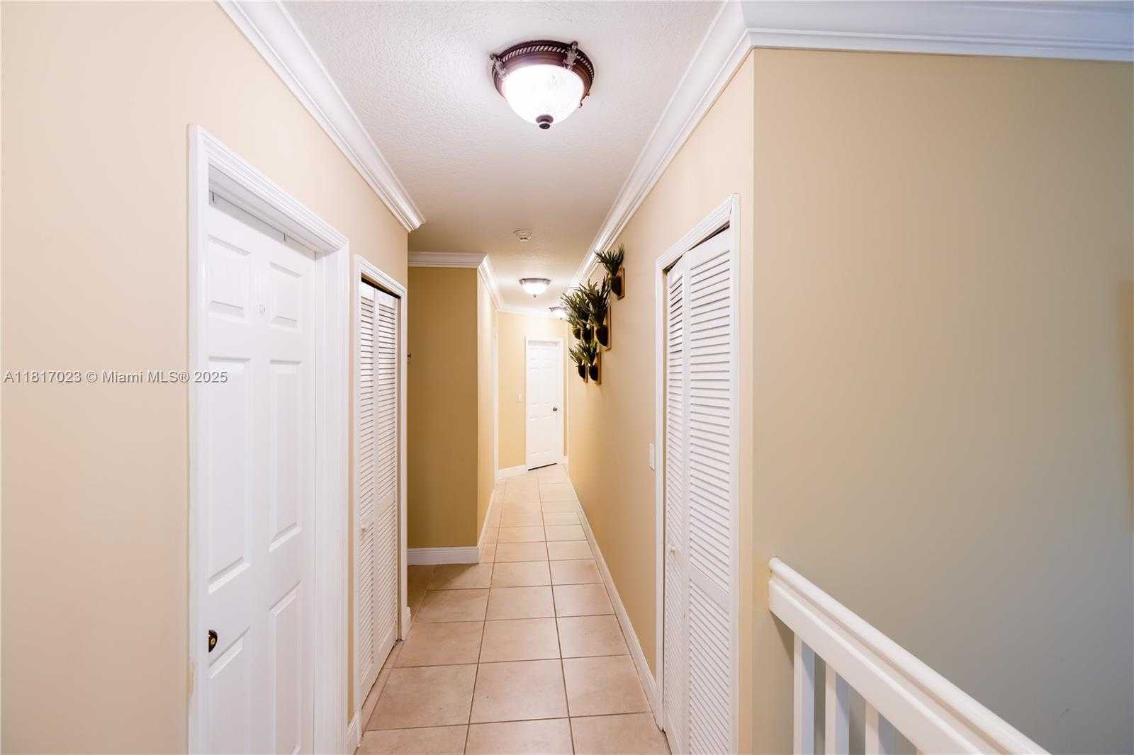 Small Image of 9111 SOUTH WEST 162ND LN, Palmetto Bay Number 19