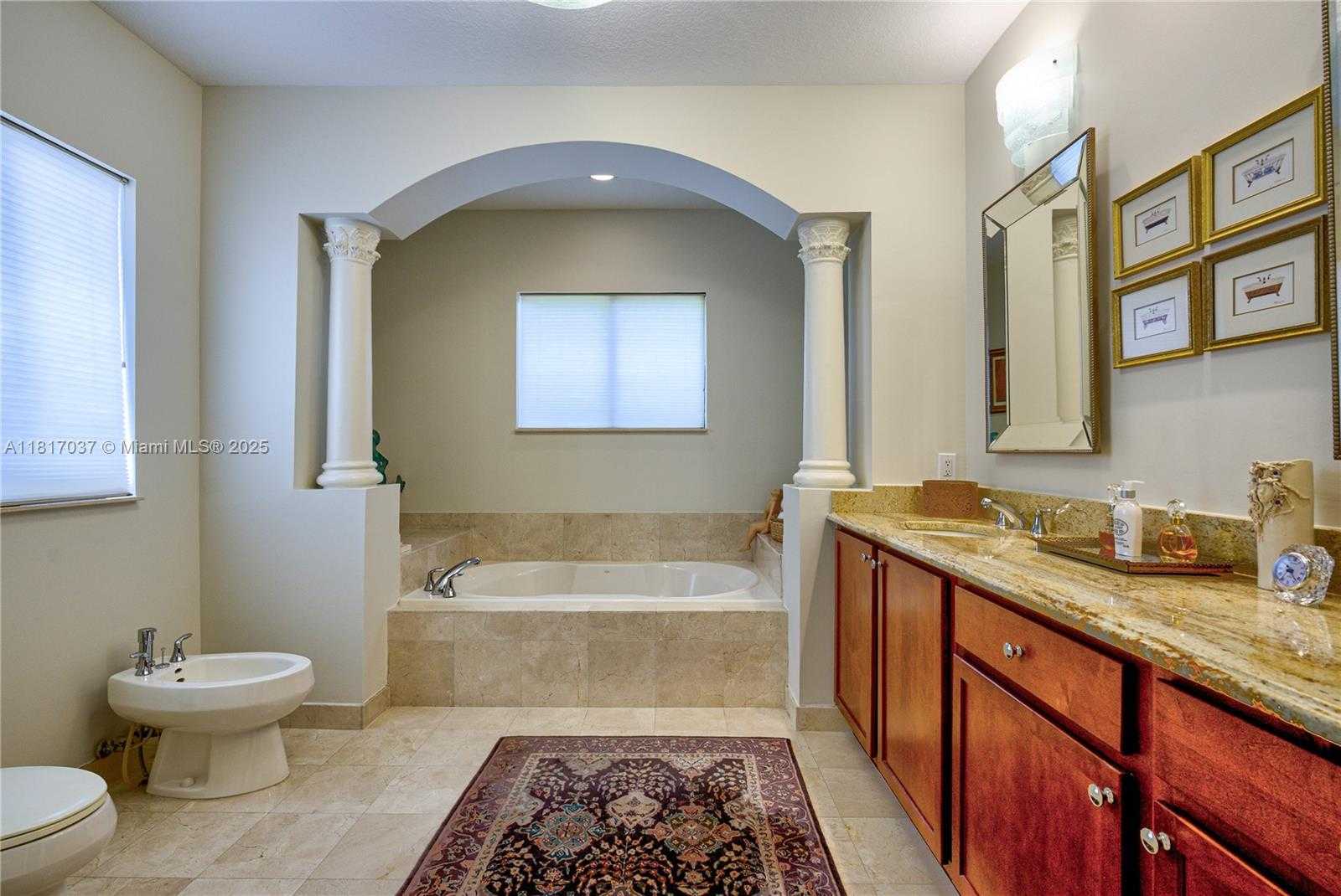 Small Image of 7665 SOUTH WEST 193RD LN, Cutler Bay Number 20