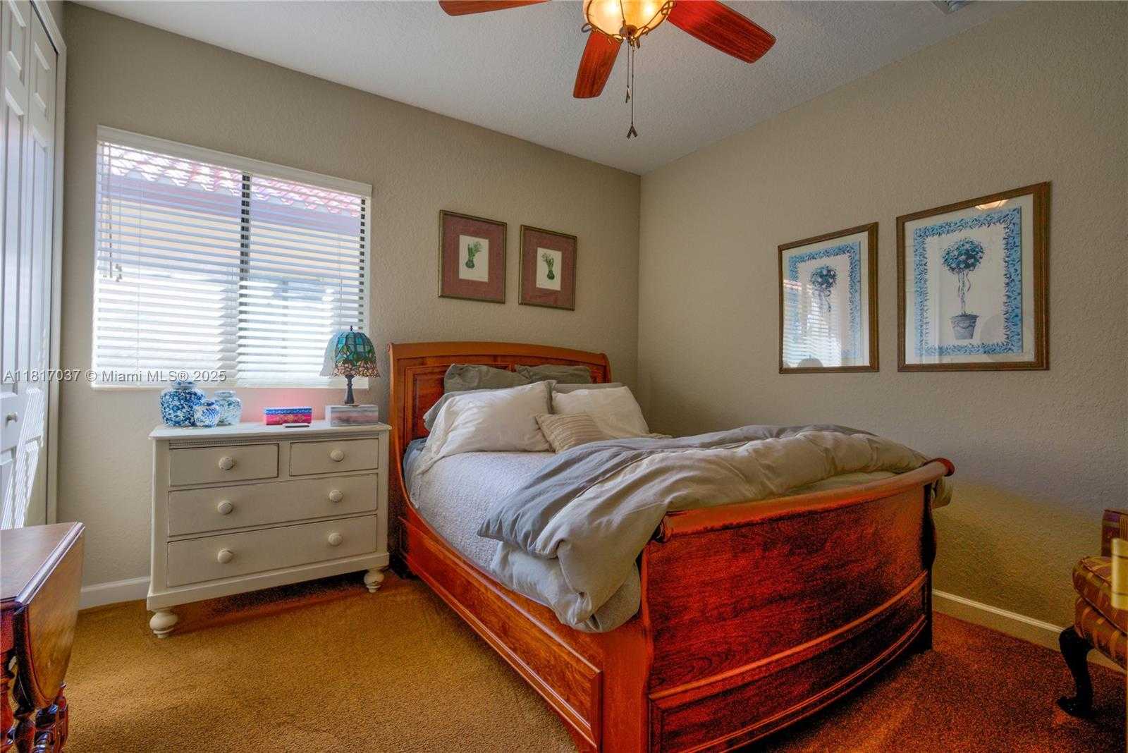 Small Image of 7665 SOUTH WEST 193RD LN, Cutler Bay Number 25