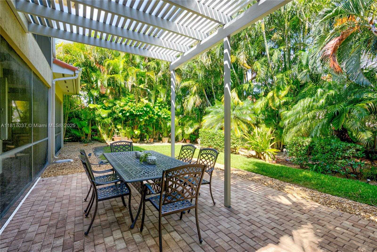 Small Image of 7665 SOUTH WEST 193RD LN, Cutler Bay Number 29