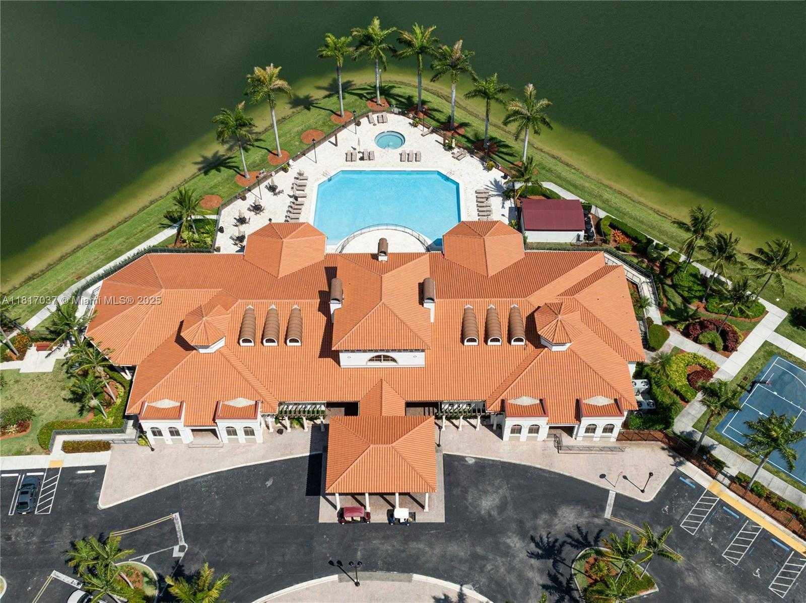 Small Image of 7665 SOUTH WEST 193RD LN, Cutler Bay Number 34