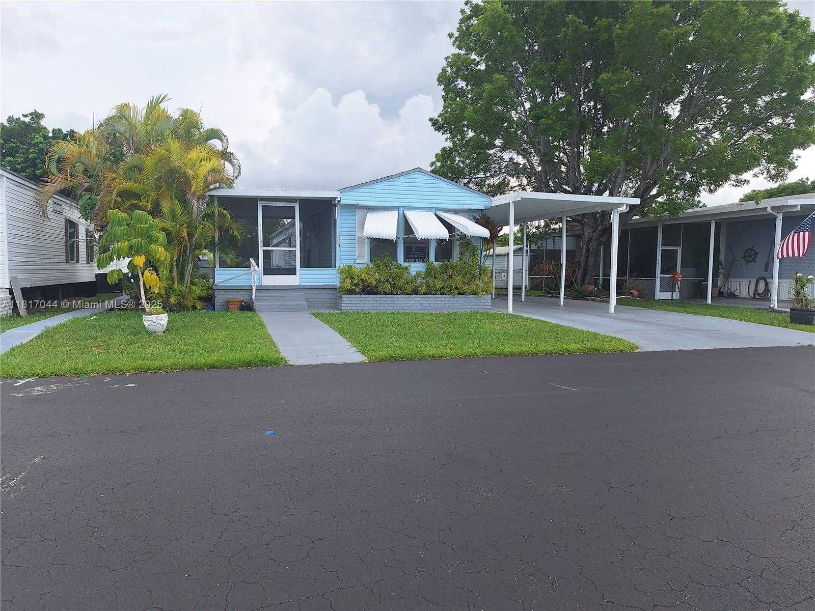 Small Image of 35303 SOUTH WEST 180TH AVE LOT 347, Homestead Number 3