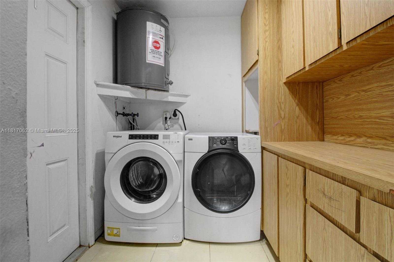 Small Image of 1160 NORTH WEST 79TH TER, Pembroke Pines Number 4