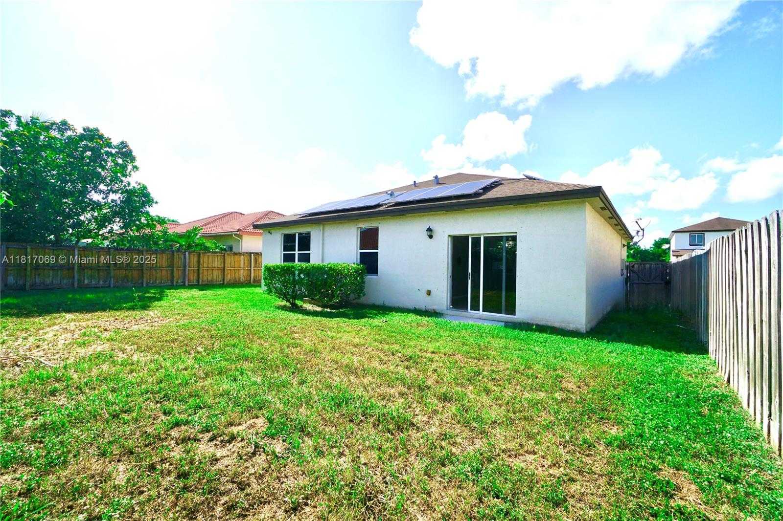 Small Image of 18972 SOUTH WEST 318TH TER, Homestead Number 3
