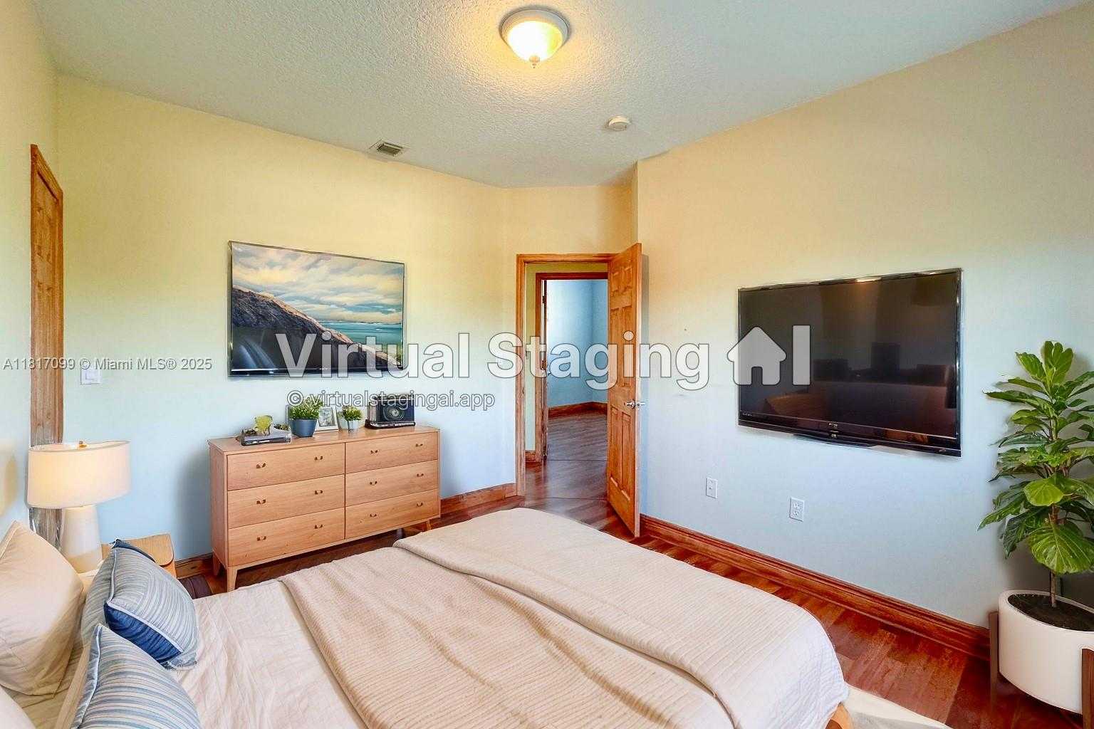 Small Image of 16120 SOUTH WEST 91ST CT, Palmetto Bay Number 45