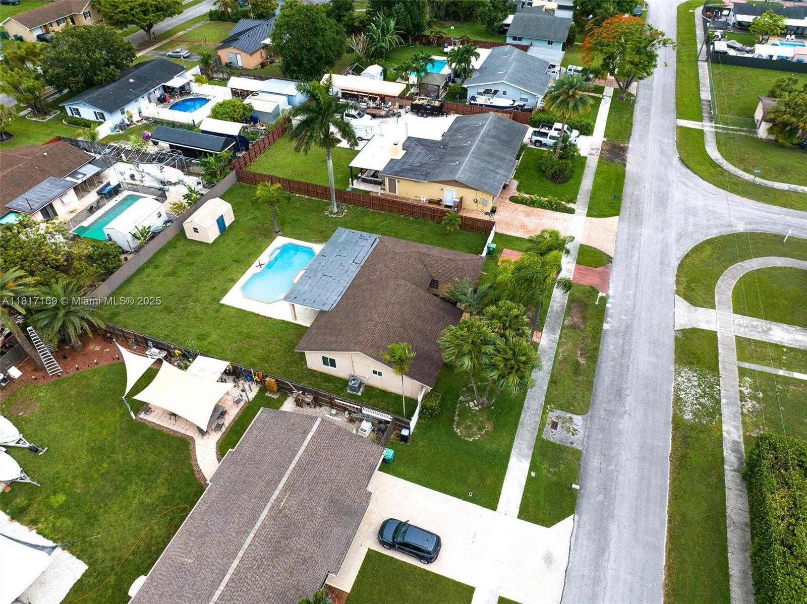 Small Image of 30930 SOUTH WEST 190TH AVE, Homestead Number 36
