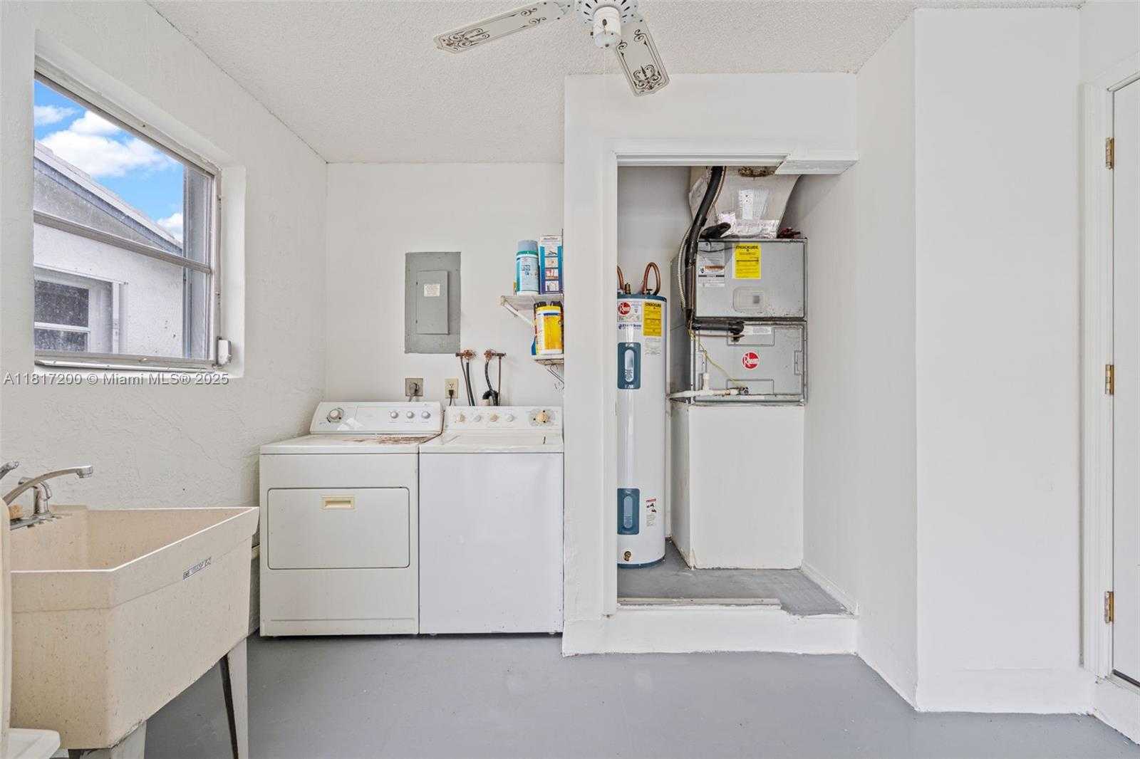 Small Image of 1110 NORTH WEST 90TH WAY, Plantation Number 34