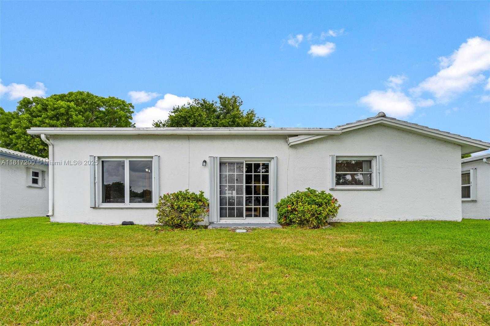 Small Image of 1110 NORTH WEST 90TH WAY, Plantation Number 36