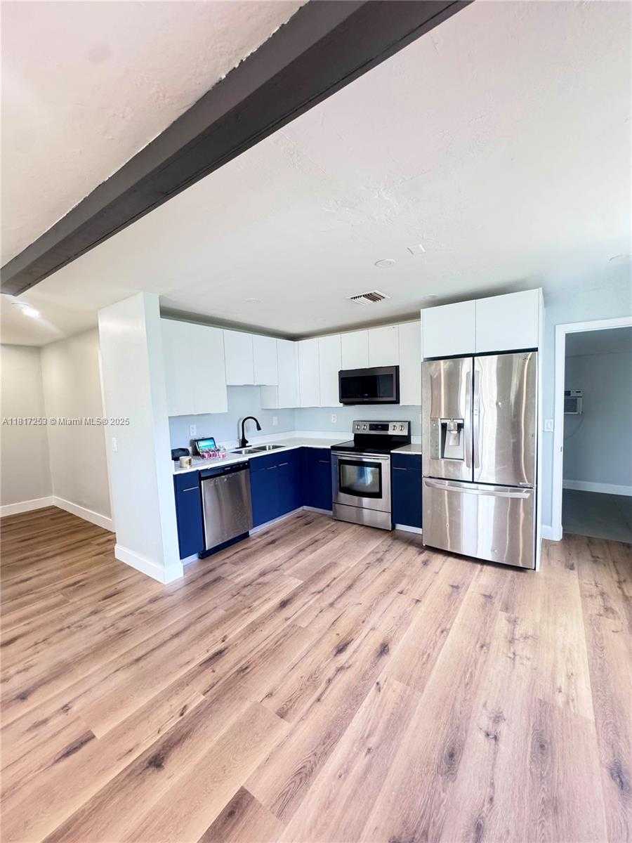 Small Image of 3731 SOUTH WEST 58TH TER, Davie Number 18