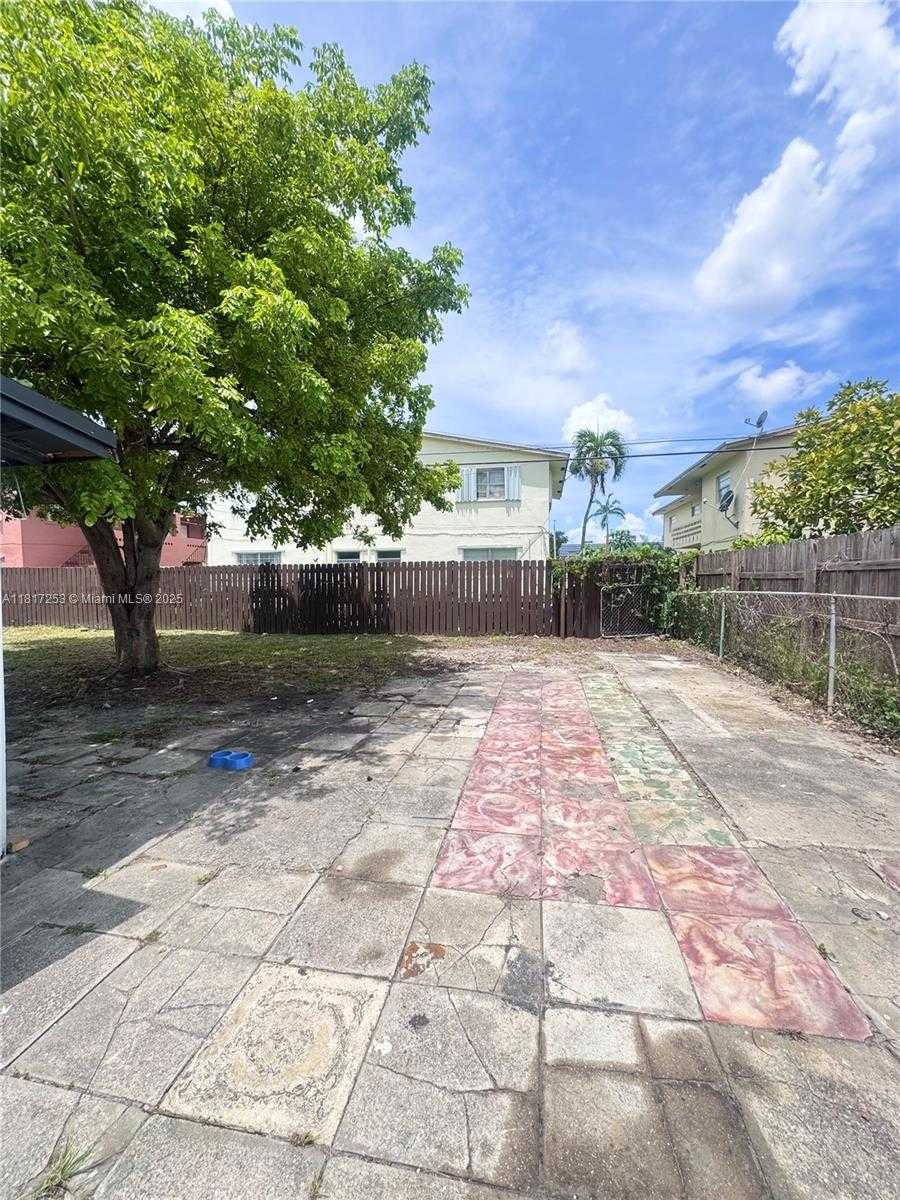 Small Image of 3731 SOUTH WEST 58TH TER, Davie Number 23