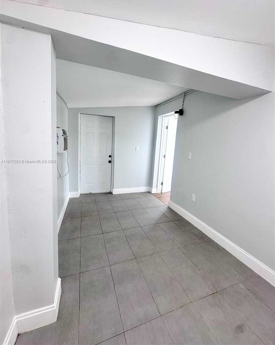Small Image of 3731 SOUTH WEST 58TH TER, Davie Number 25