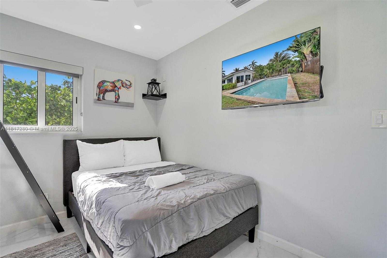 Small Image of 5230 NORTH EAST 20TH AVE, Fort Lauderdale Number 24