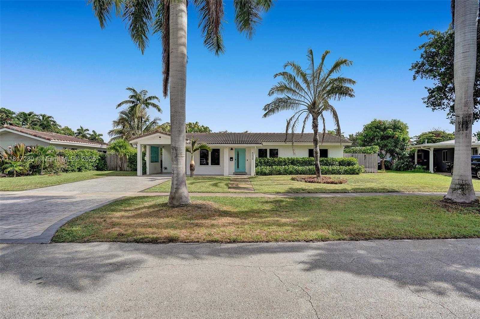 Small Image of 5230 NORTH EAST 20TH AVE, Fort Lauderdale Number 28