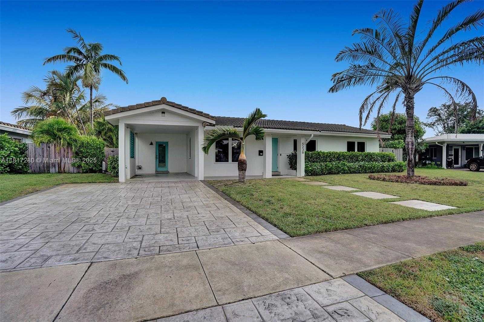 Small Image of 5230 NORTH EAST 20TH AVE, Fort Lauderdale Number 31