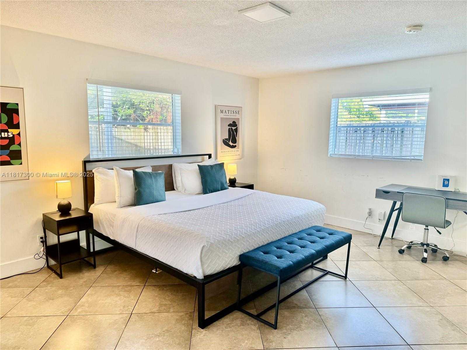 Small Image of 6481 KIMBERLY BLVD, North Lauderdale Number 14