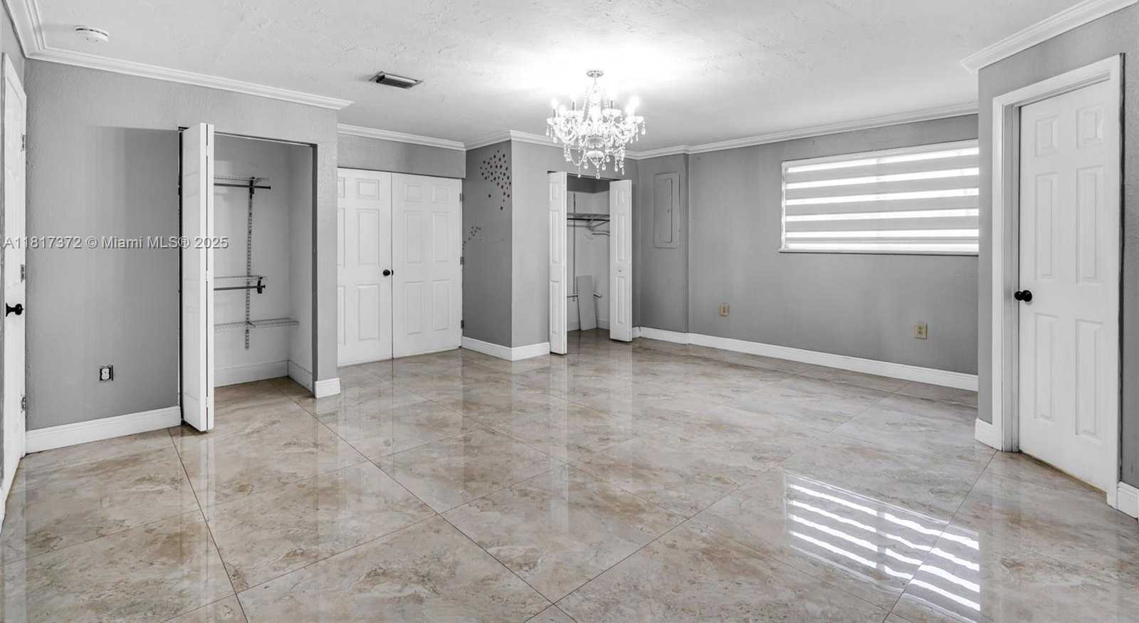 Small Image of 810 EAST 9TH PL, Hialeah Number 13