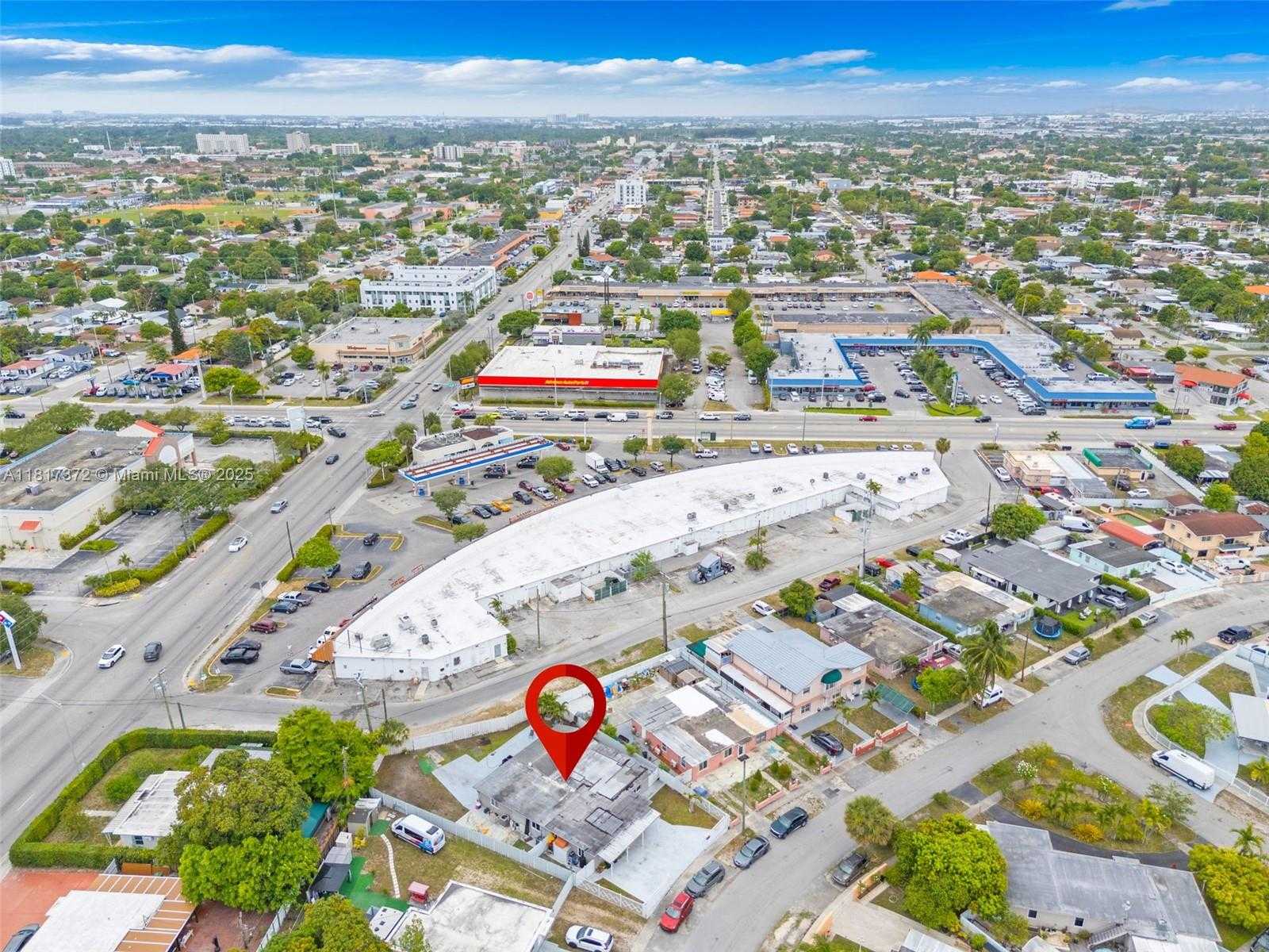 Small Image of 810 EAST 9TH PL, Hialeah Number 39