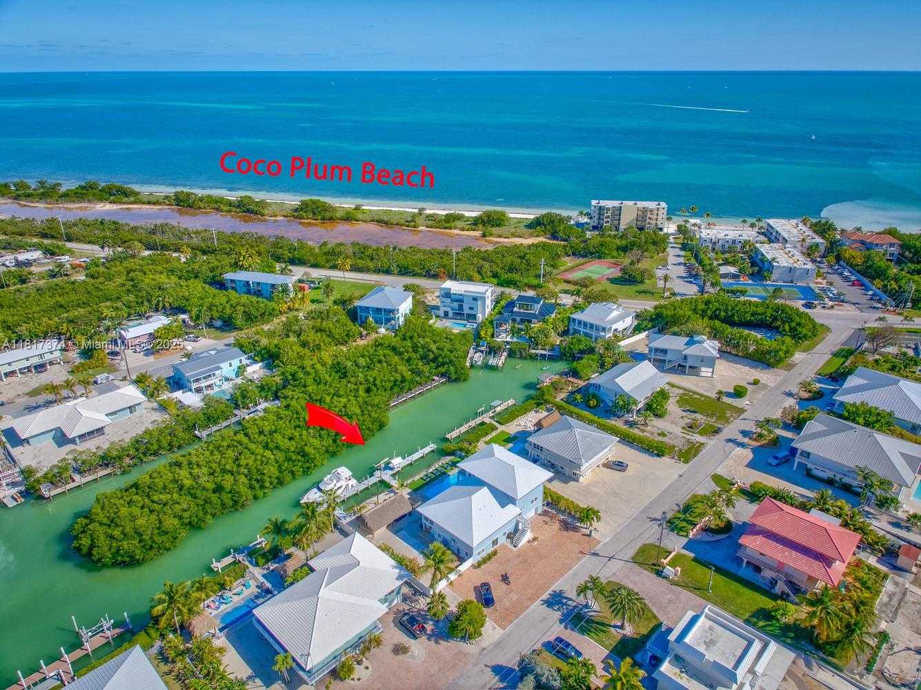 Small Image of 131 AVENUE G, Marathon Number 51