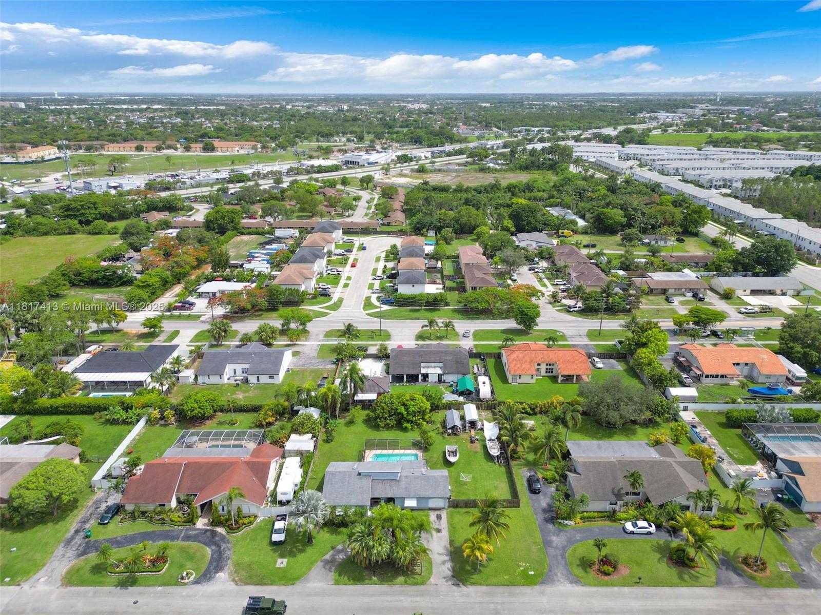 Small Image of 16040 SOUTH WEST 287TH ST, Homestead Number 33