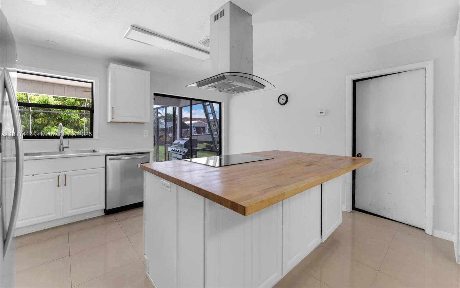 Small Image of 16040 SOUTH WEST 287TH ST, Homestead Number 8