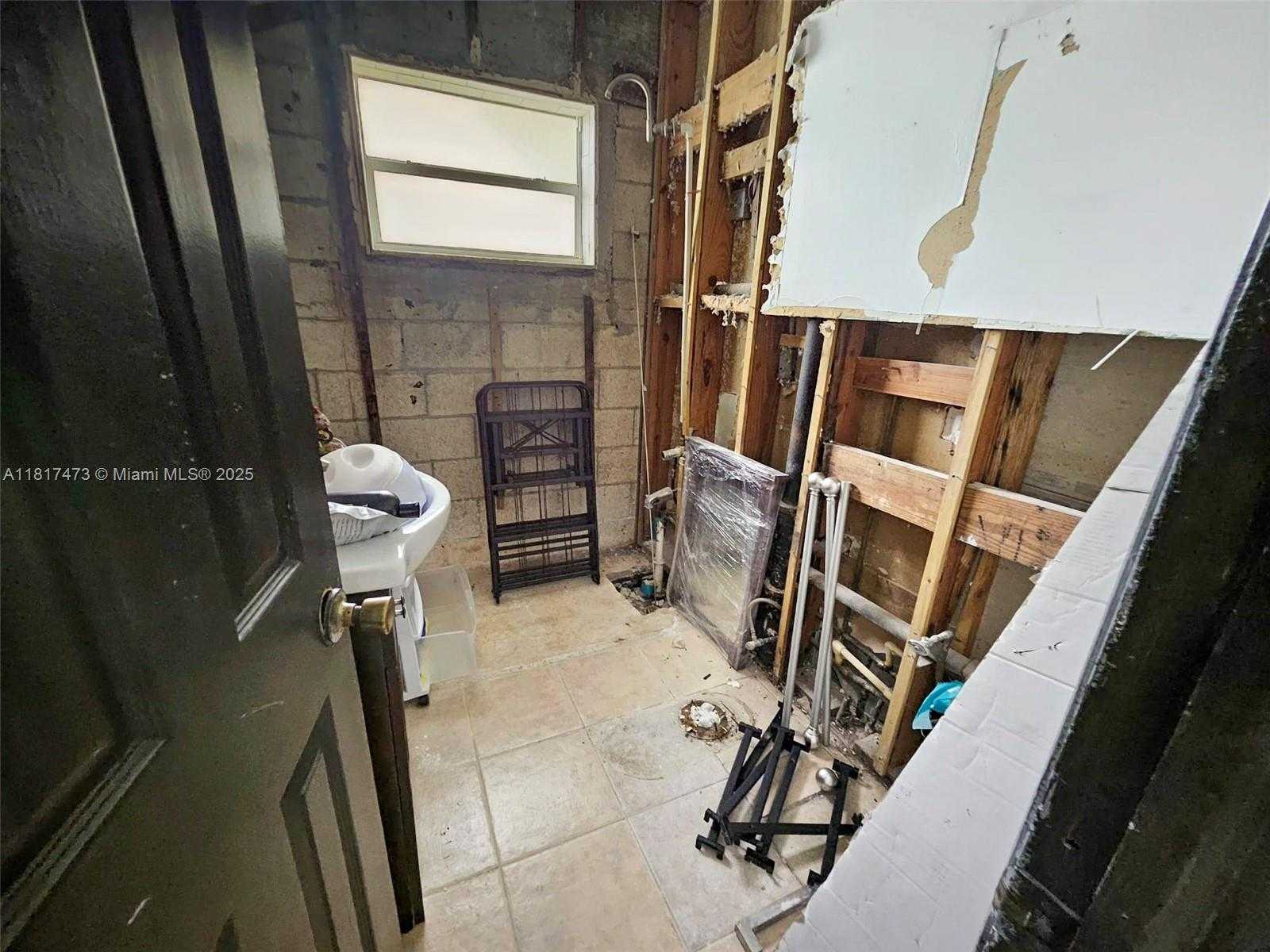 Small Image of 14720 SOUTH WEST 301ST ST, Homestead Number 16