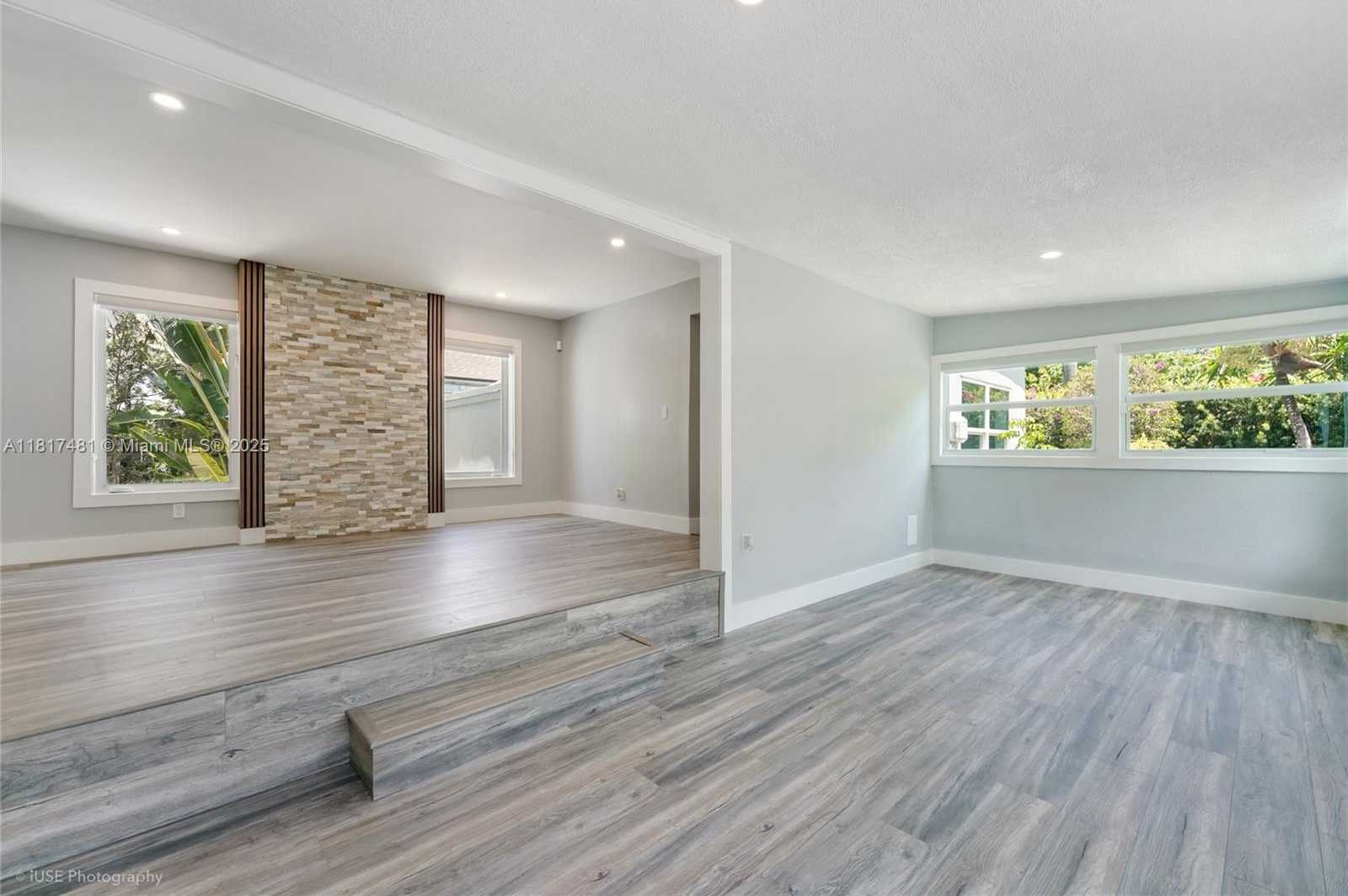 Small Image of 8730 NORTH EAST 8TH CT, Miami Number 11
