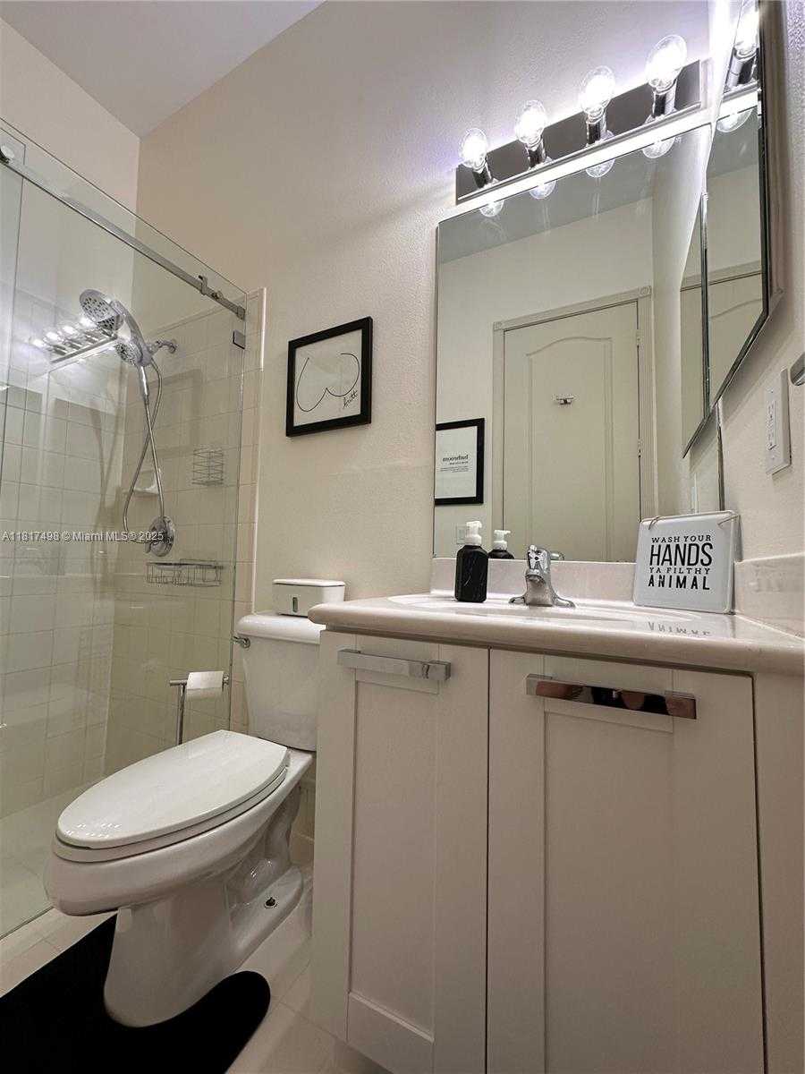 Small Image of 2046 NORTH EAST 4TH CT, Homestead Number 21