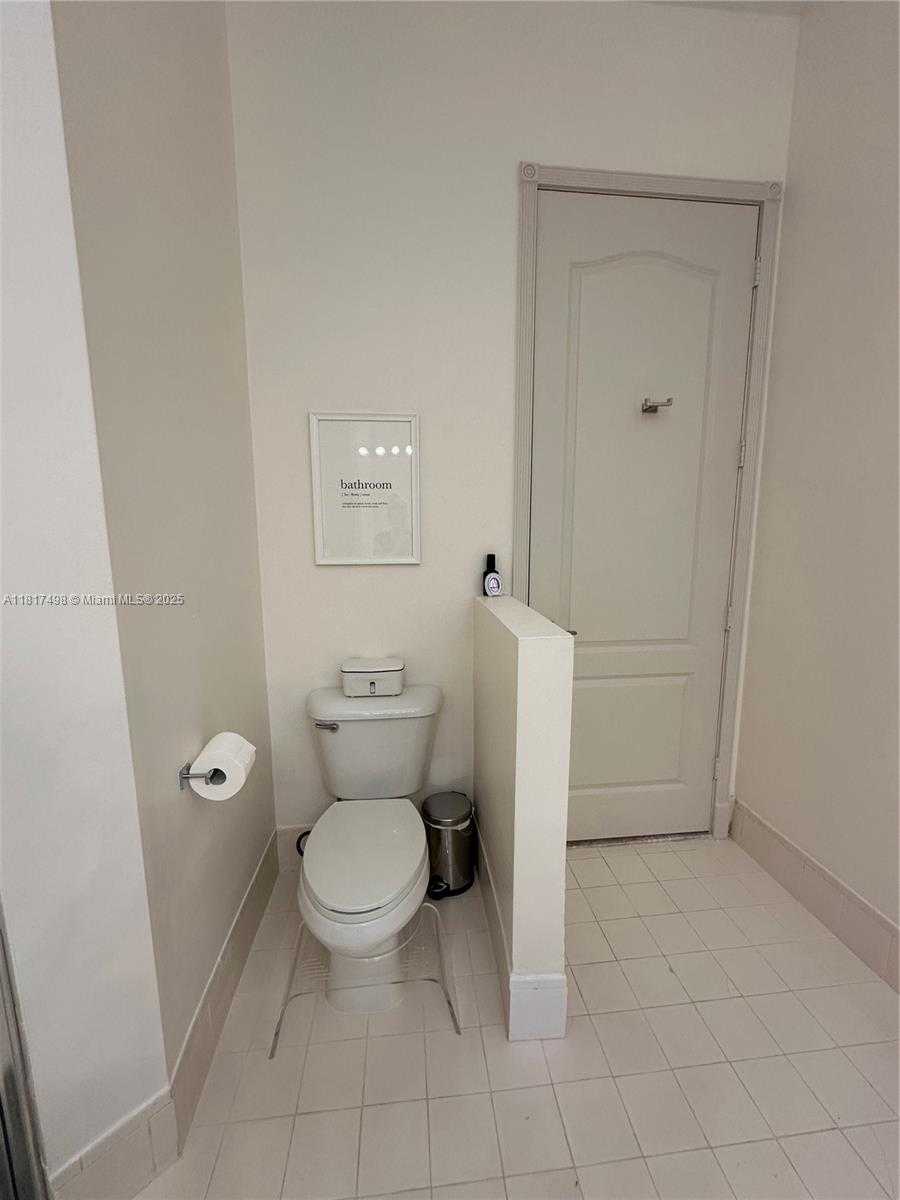 Small Image of 2046 NORTH EAST 4TH CT, Homestead Number 23