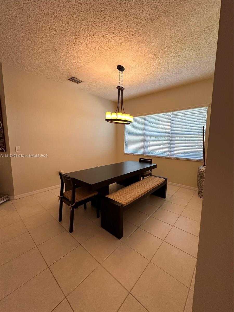 Small Image of 2046 NORTH EAST 4TH CT, Homestead Number 30