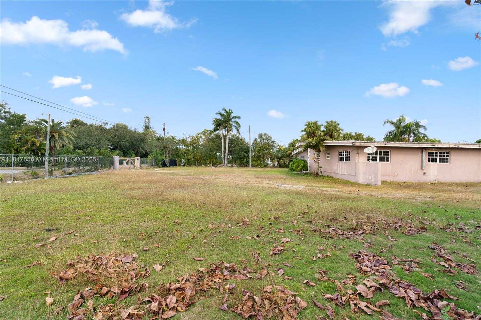 Small Image of Homestead Number 8