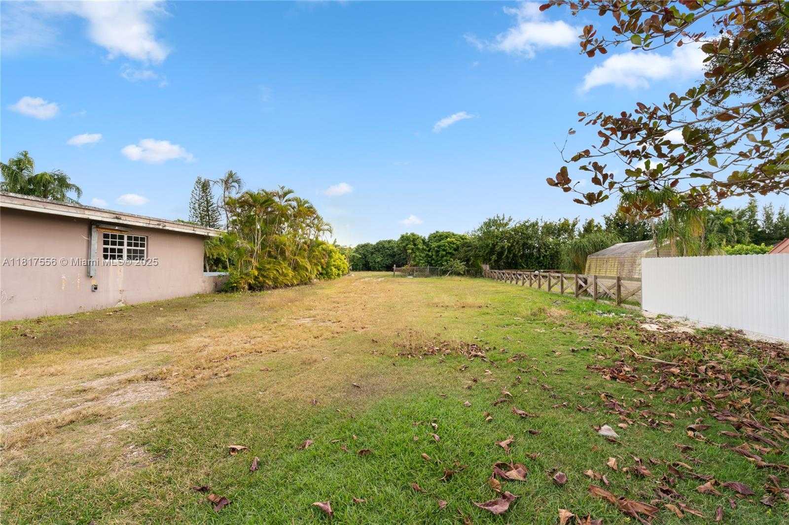 Small Image of Homestead Number 9