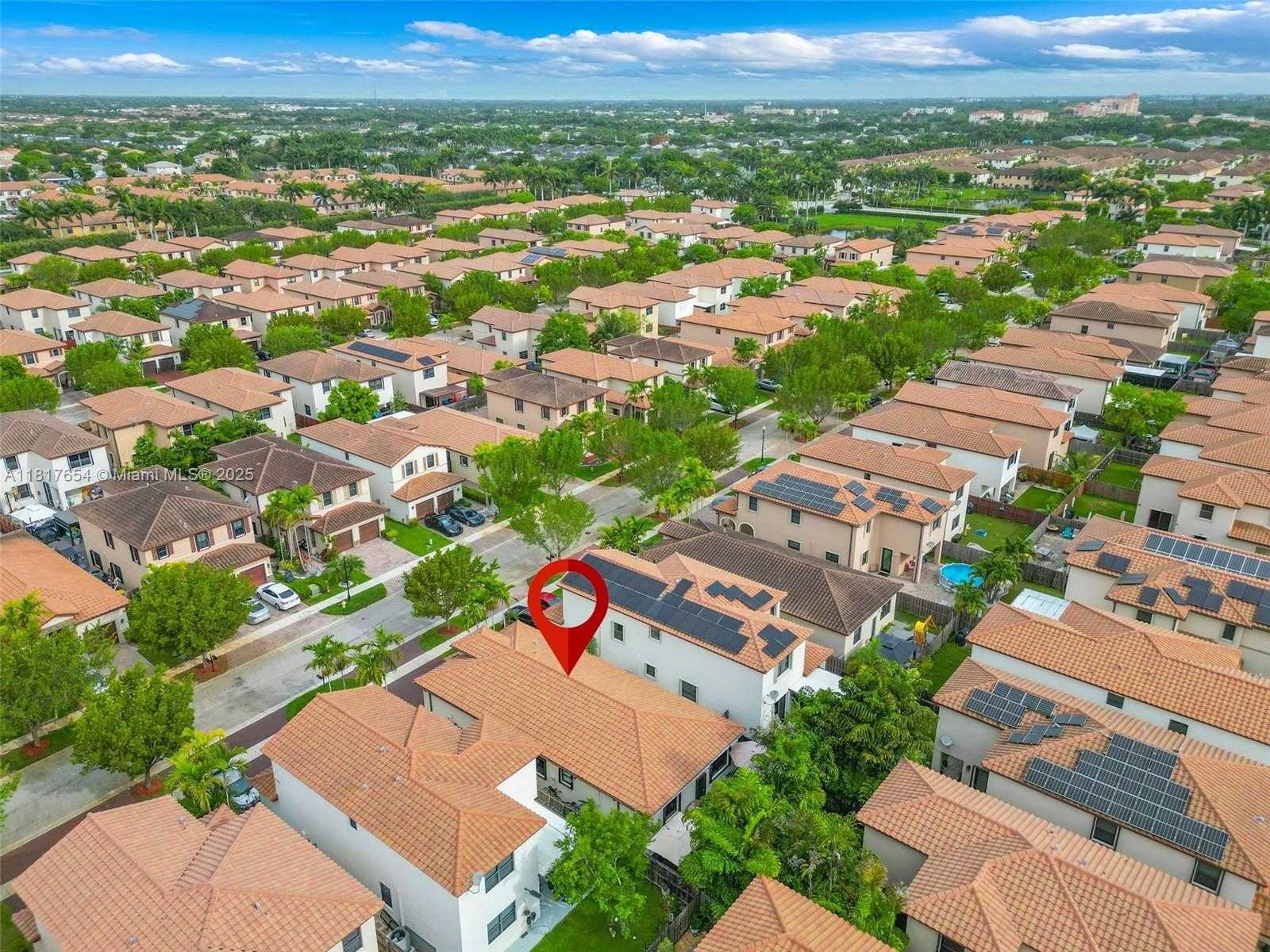 Small Image of 685 SOUTH EAST 34TH TER, Homestead Number 23