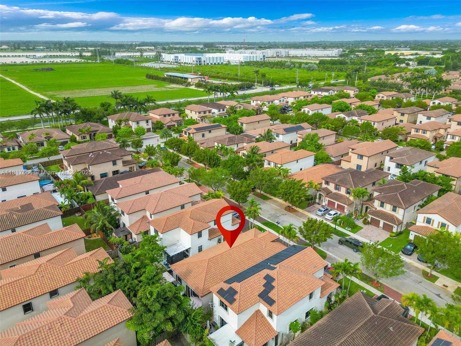 Small Image of 685 SOUTH EAST 34TH TER, Homestead Number 24