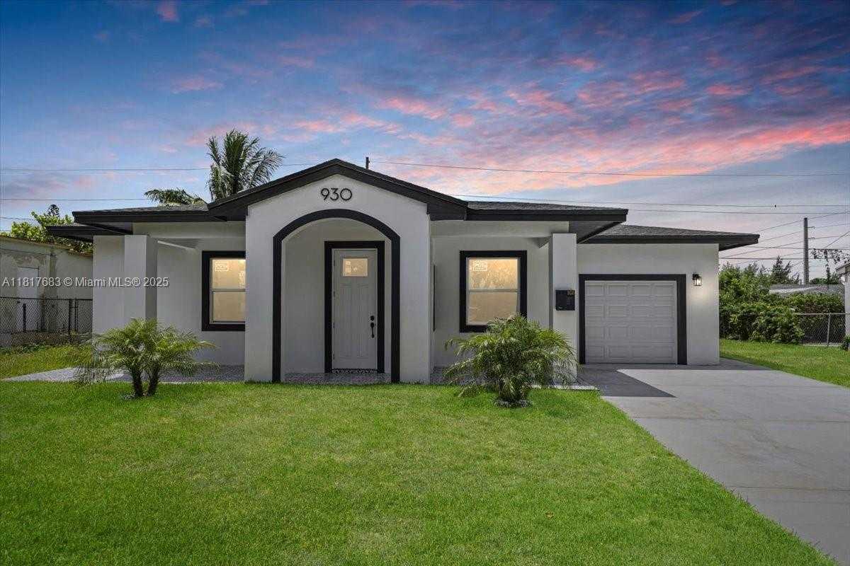 Small Image of 930 34TH ST, West Palm Beach Number 3