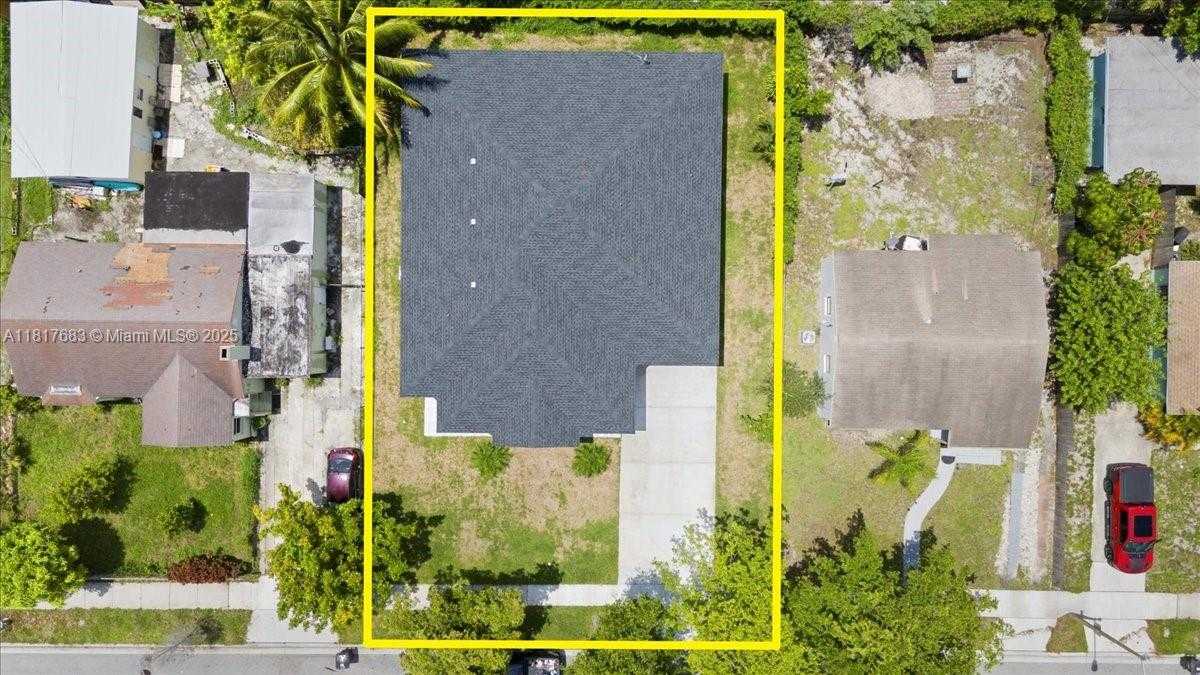 Small Image of 930 34TH ST, West Palm Beach Number 33