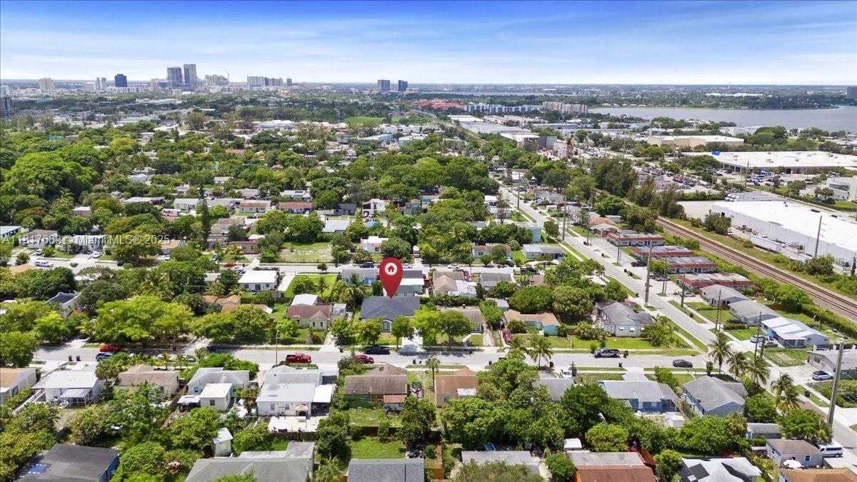 Small Image of 930 34TH ST, West Palm Beach Number 42