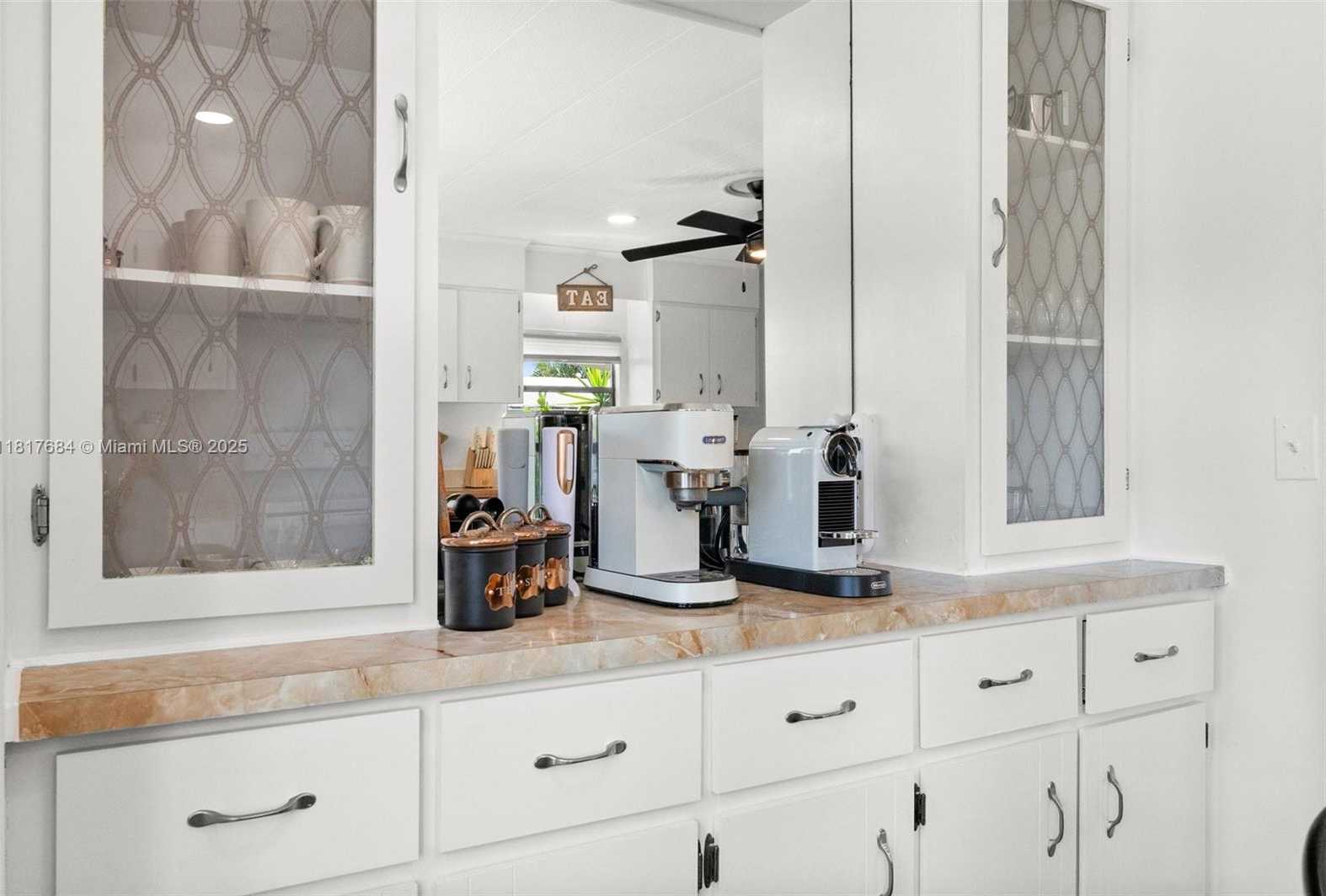 Small Image of 648 EAST PALM DR, Marco Island Number 11