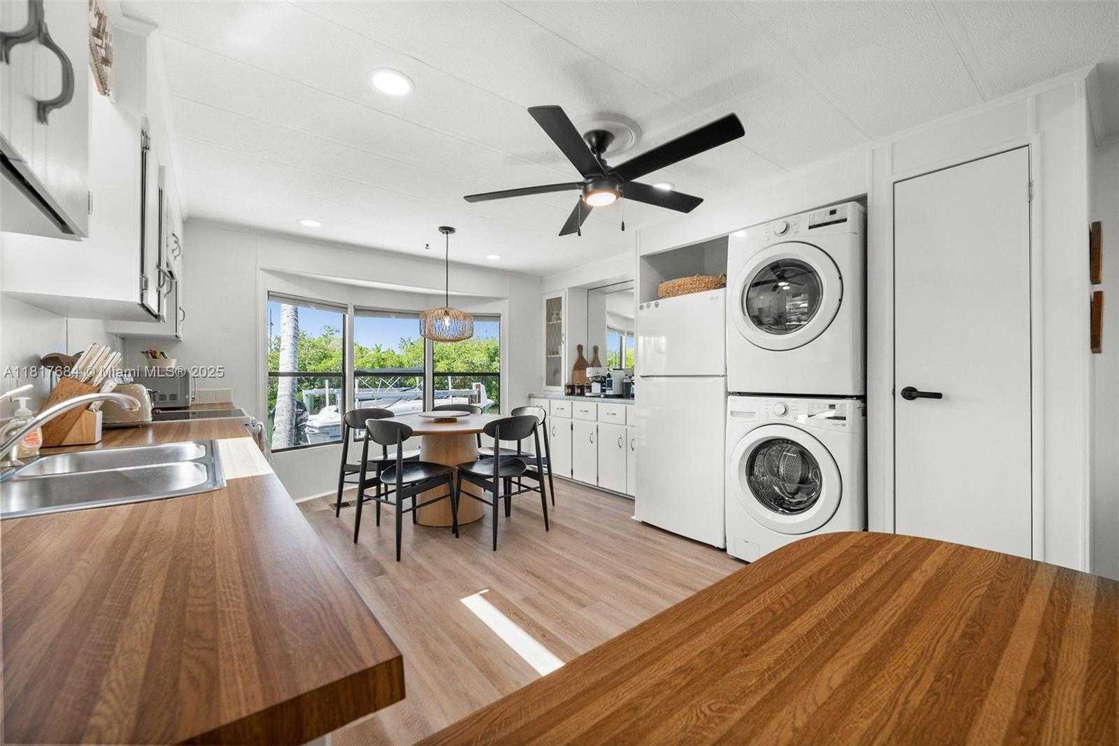 Small Image of 648 EAST PALM DR, Marco Island Number 13