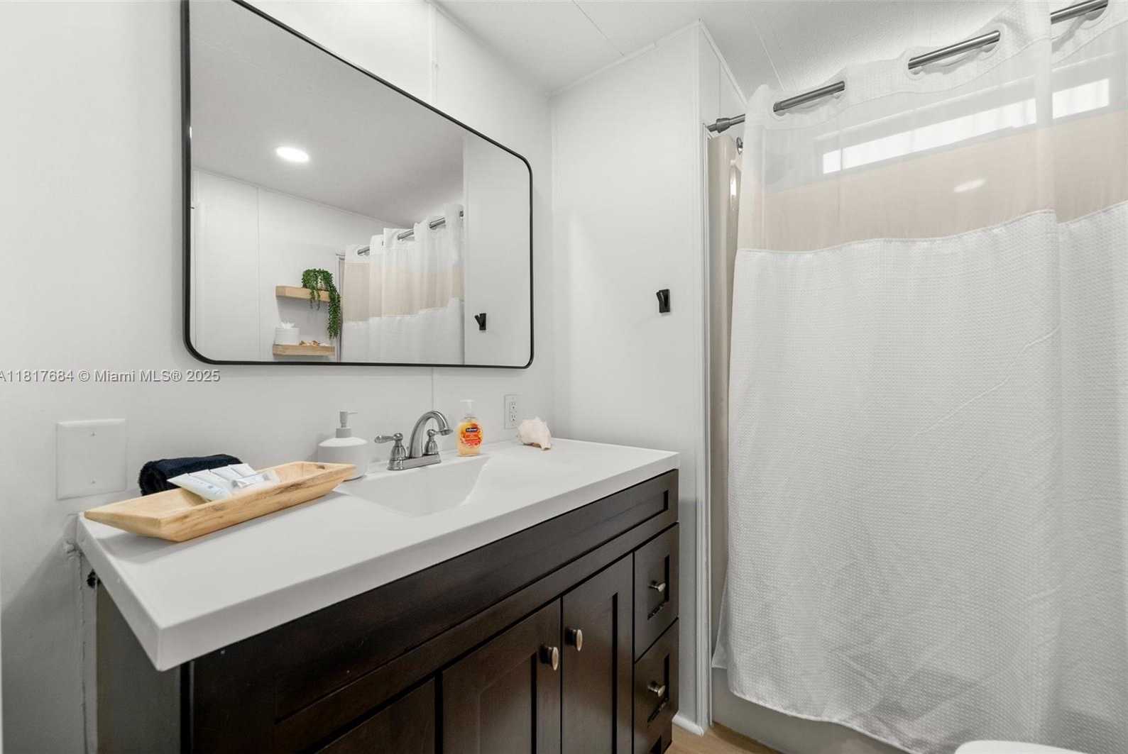 Small Image of 648 EAST PALM DR, Marco Island Number 16