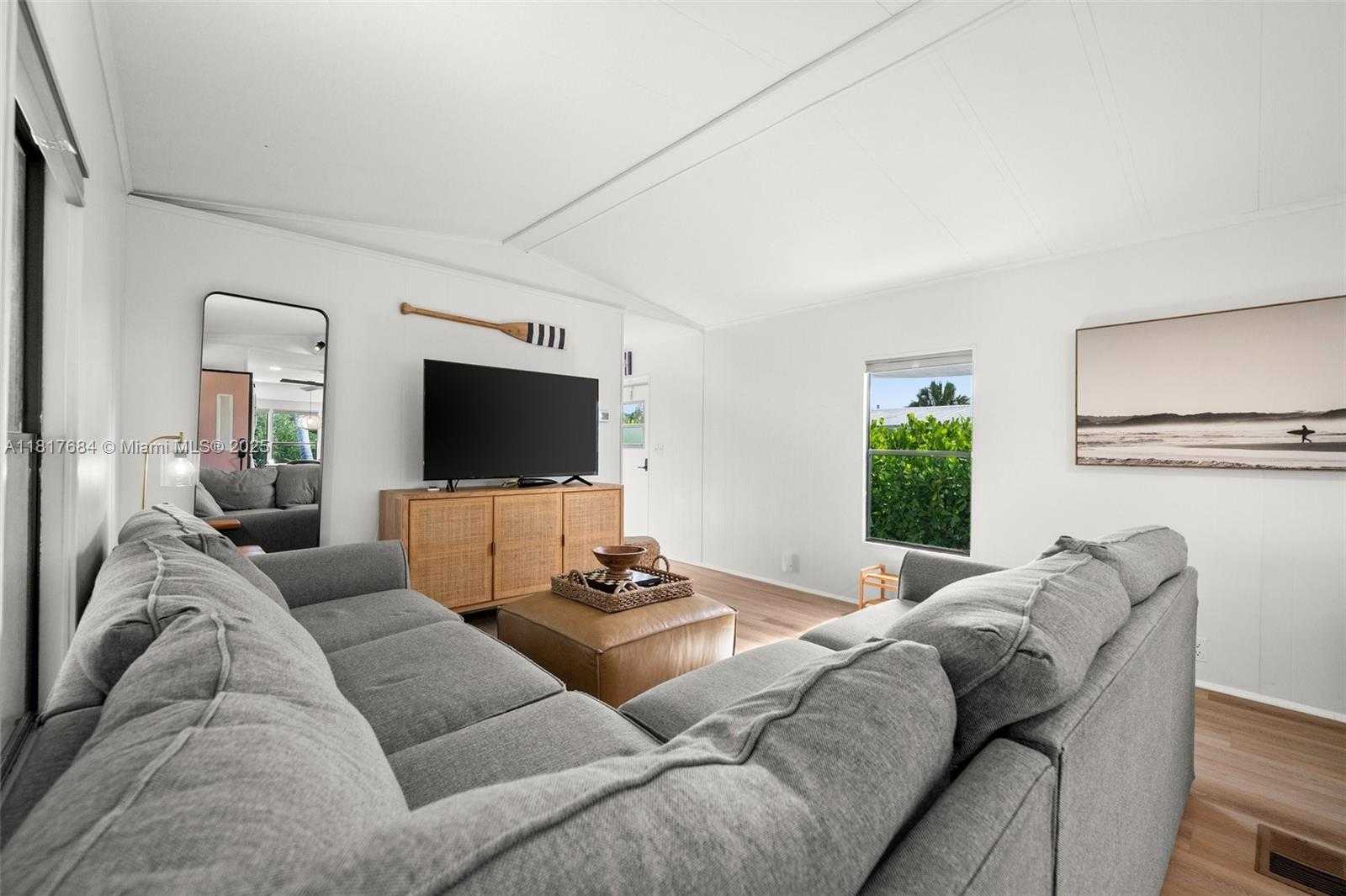 Small Image of 648 EAST PALM DR, Marco Island Number 21