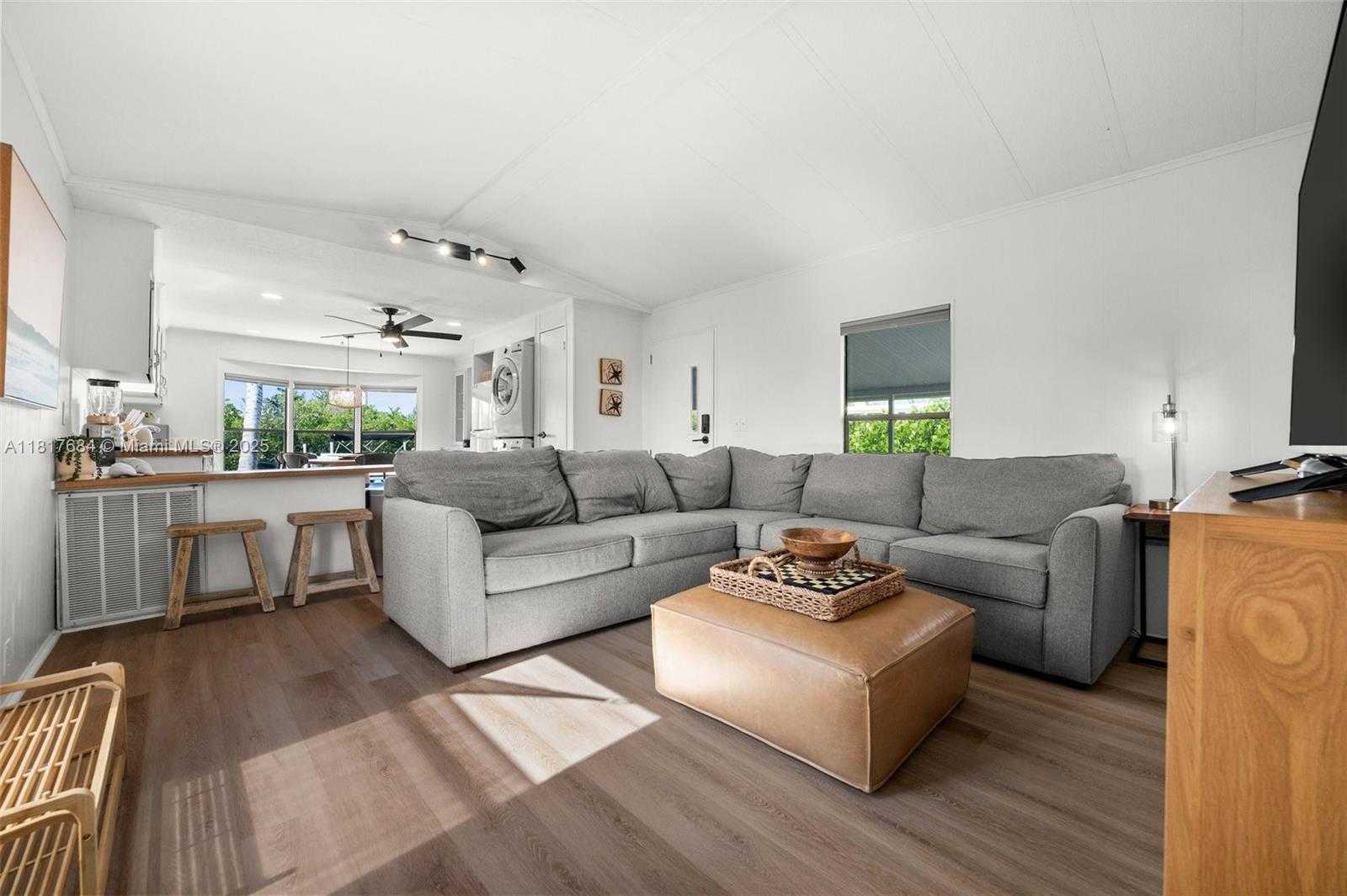 Small Image of 648 EAST PALM DR, Marco Island Number 22
