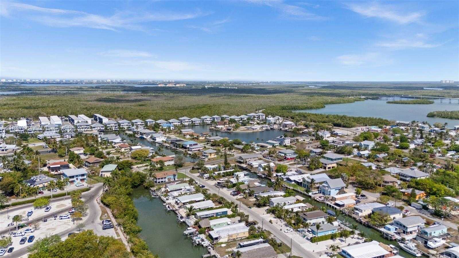 Small Image of 648 EAST PALM DR, Marco Island Number 26