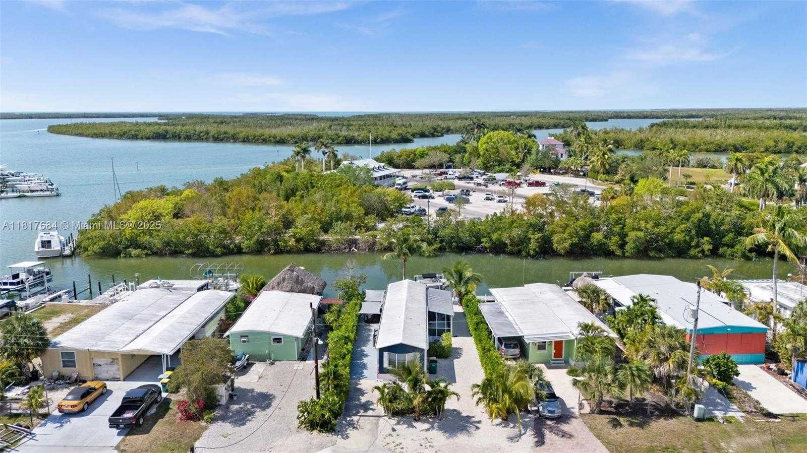 Small Image of 648 EAST PALM DR, Marco Island Number 5